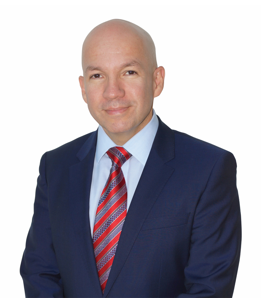 richard latorre headshot